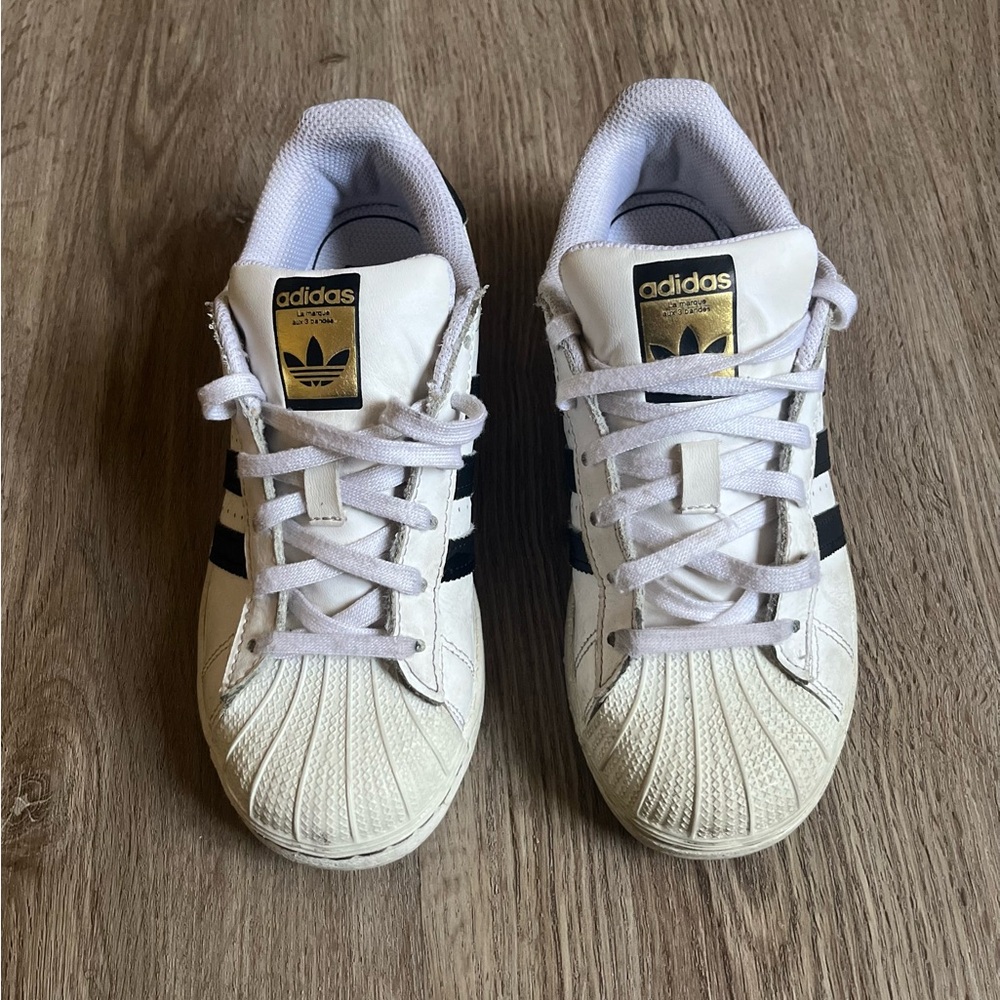 Adidas Original Sneakers - Picture 2 of 7